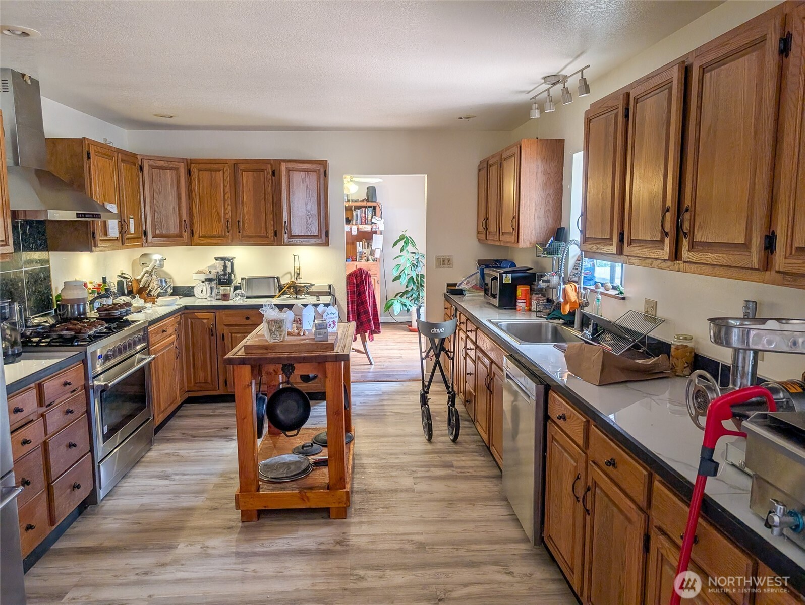 10270 State Route 101 Property Photo 13
