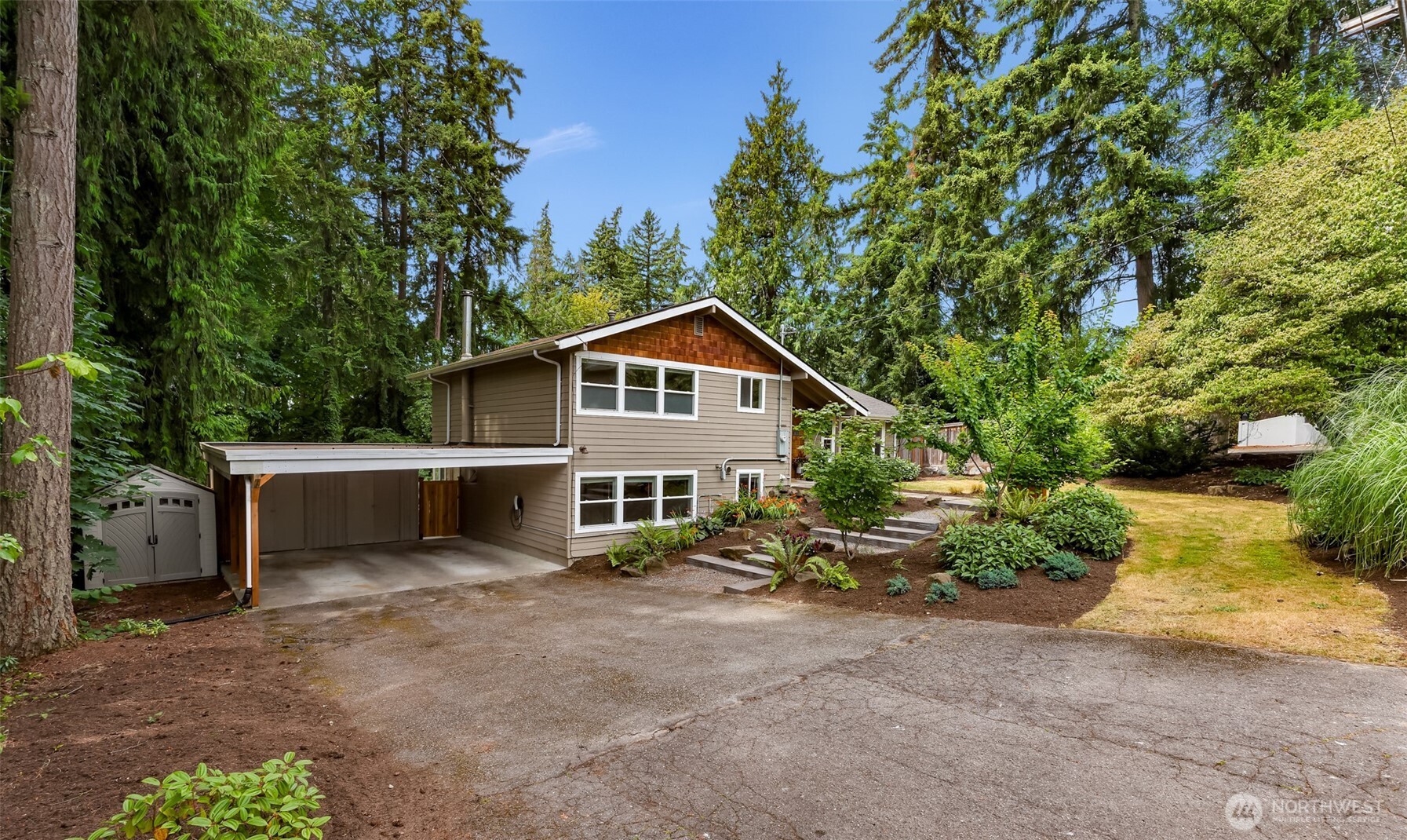 19115 104th Avenue Property Photo 5