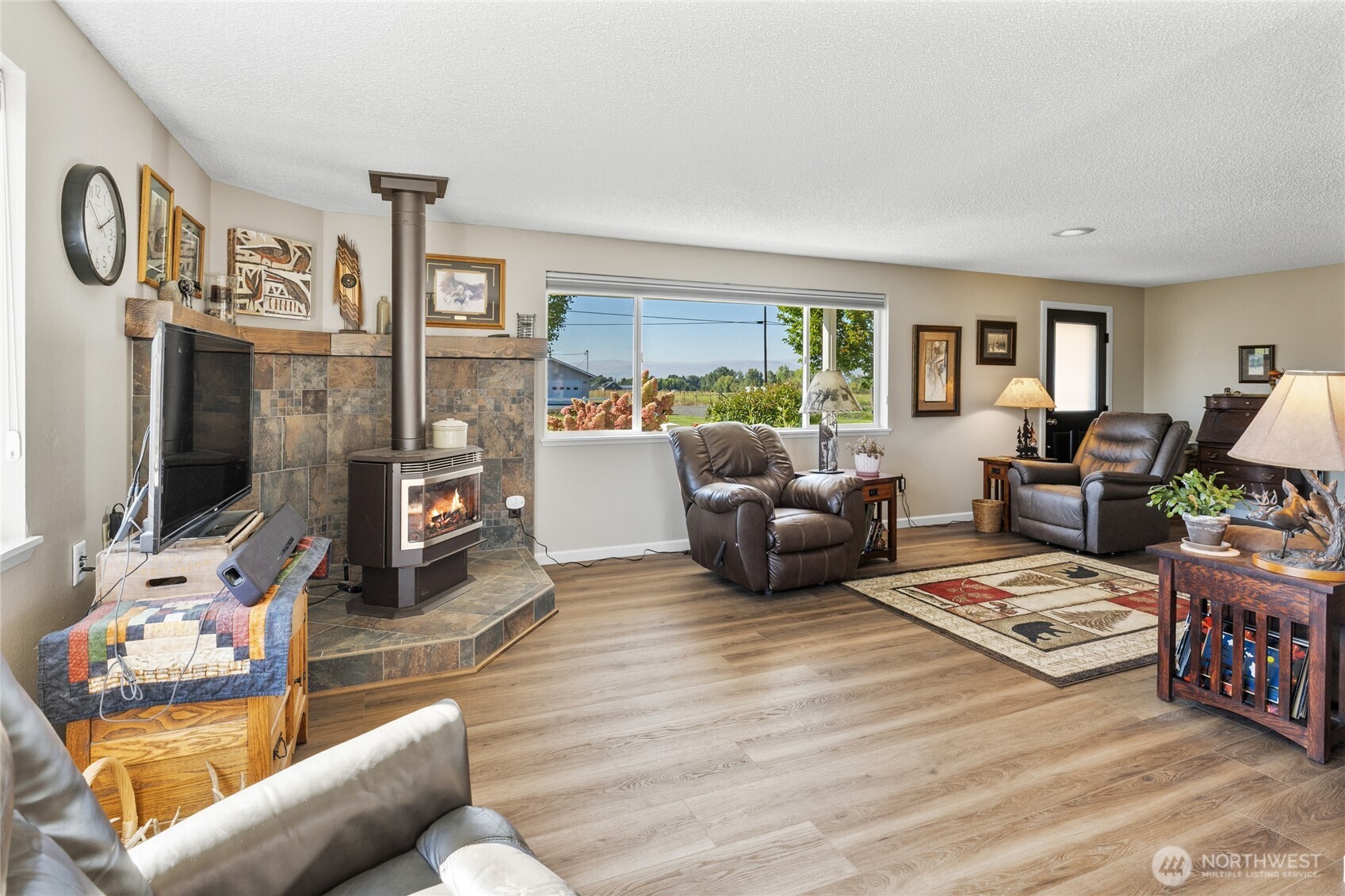 2511 Judge Ronald Road Property Photo 4