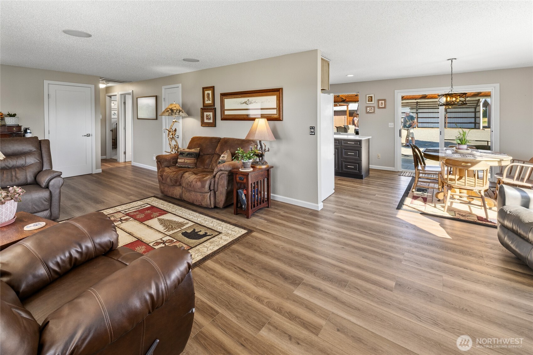 2511 Judge Ronald Road Property Photo 5