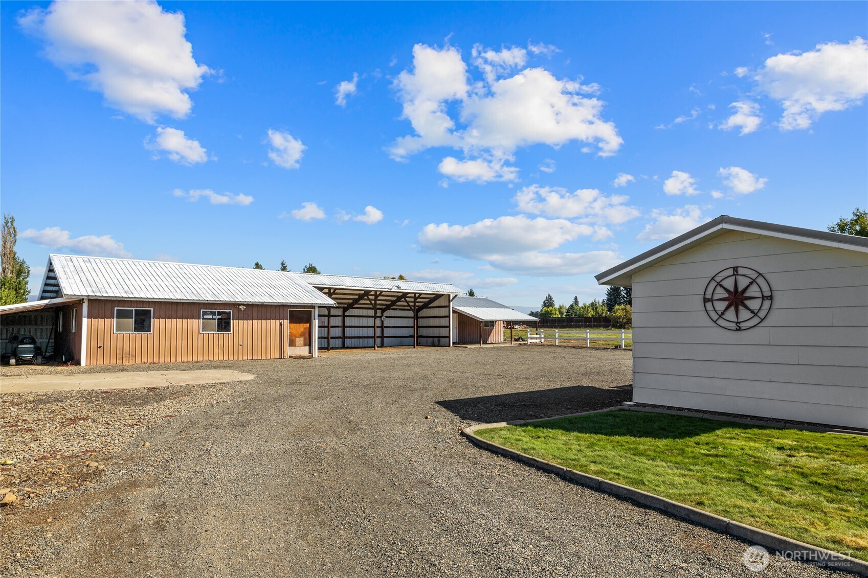 2511 Judge Ronald Road Property Photo 17