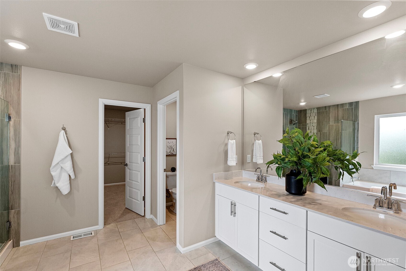 10432 Treasure Drive Property Photo 26