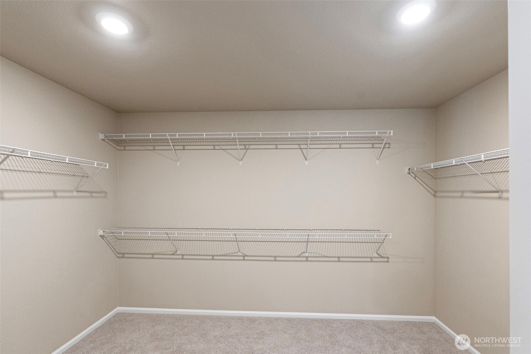 10432 Treasure Drive Property Photo 27