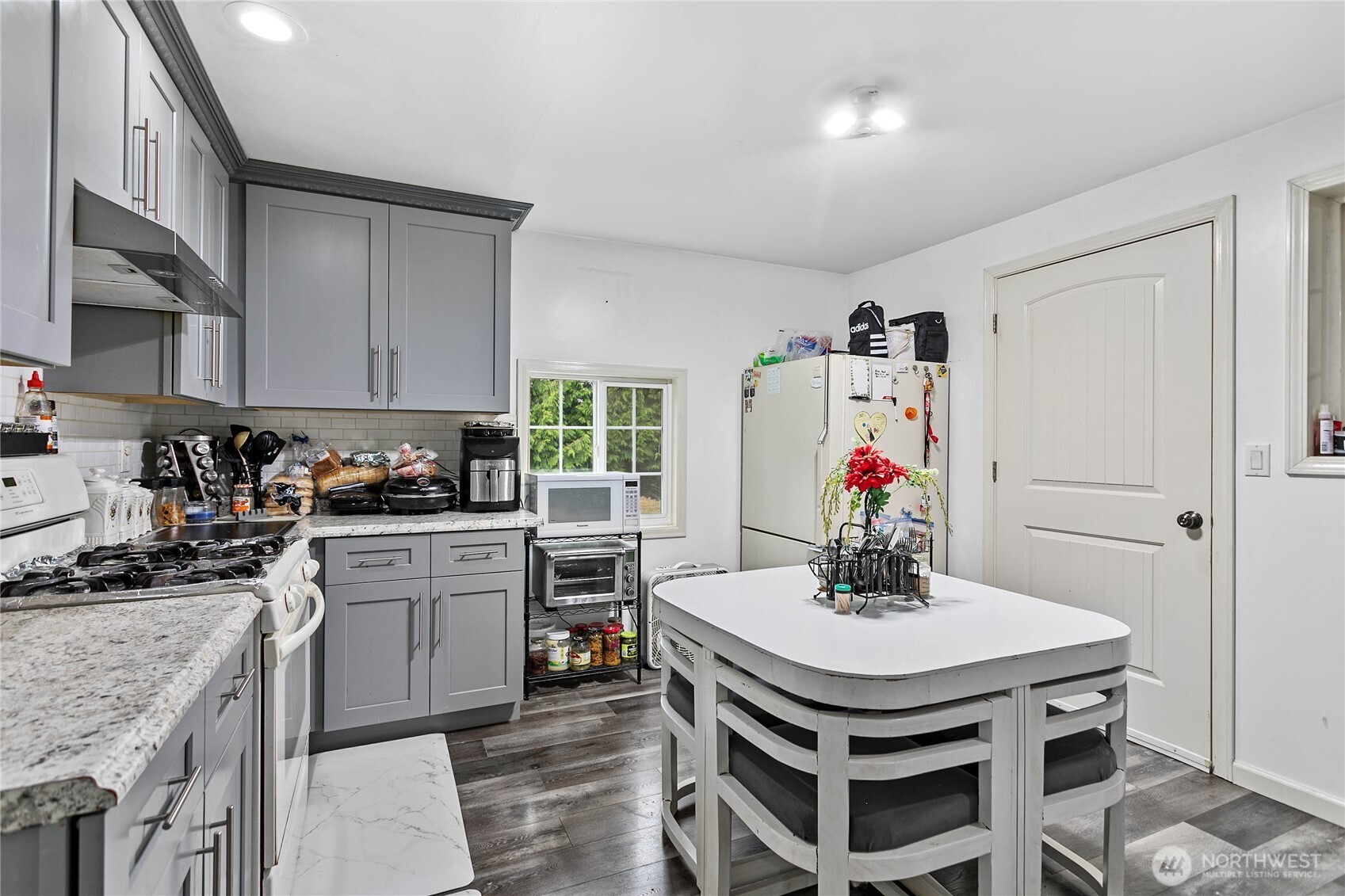 7511 Hannegan Road Property Photo 18