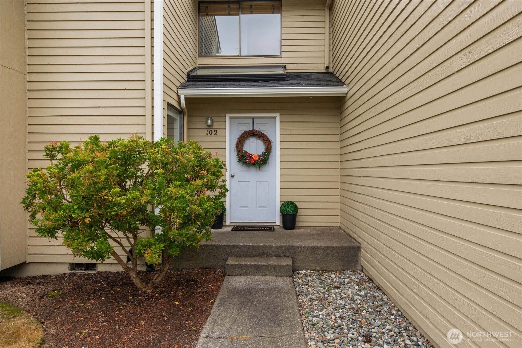 2630 Club Court 102 Property Photo 2