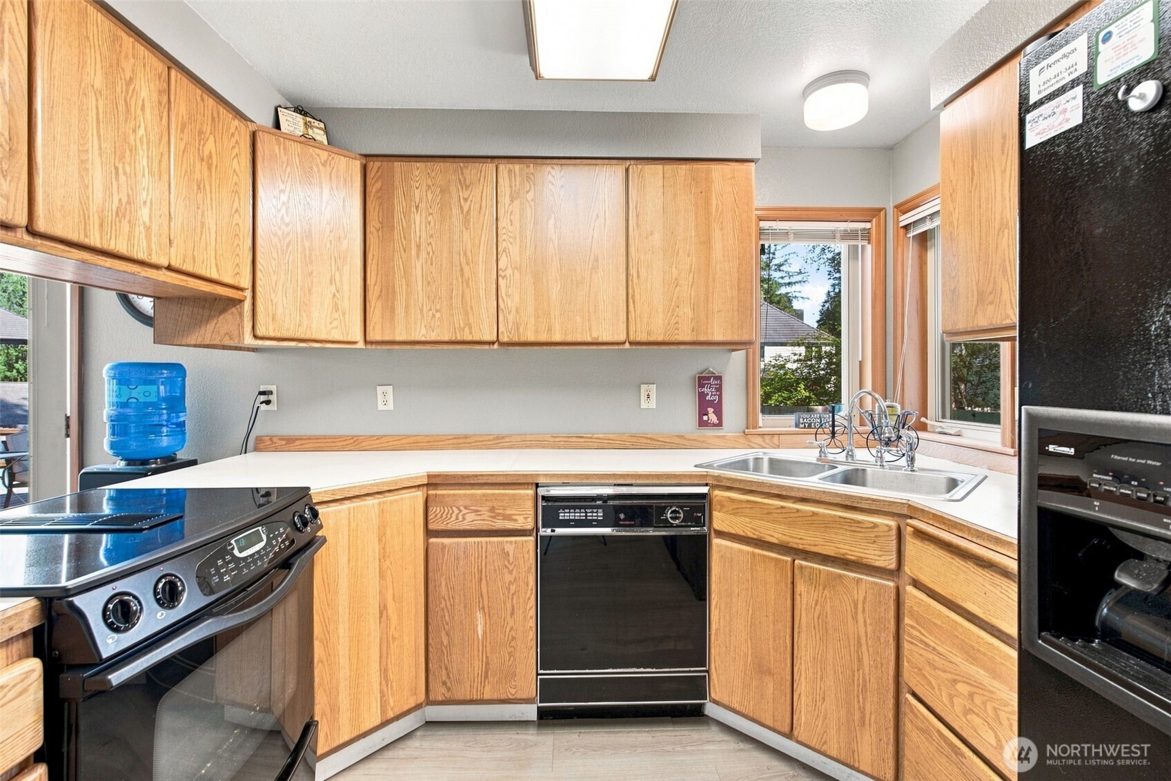240 E Channel Drive Property Photo 18