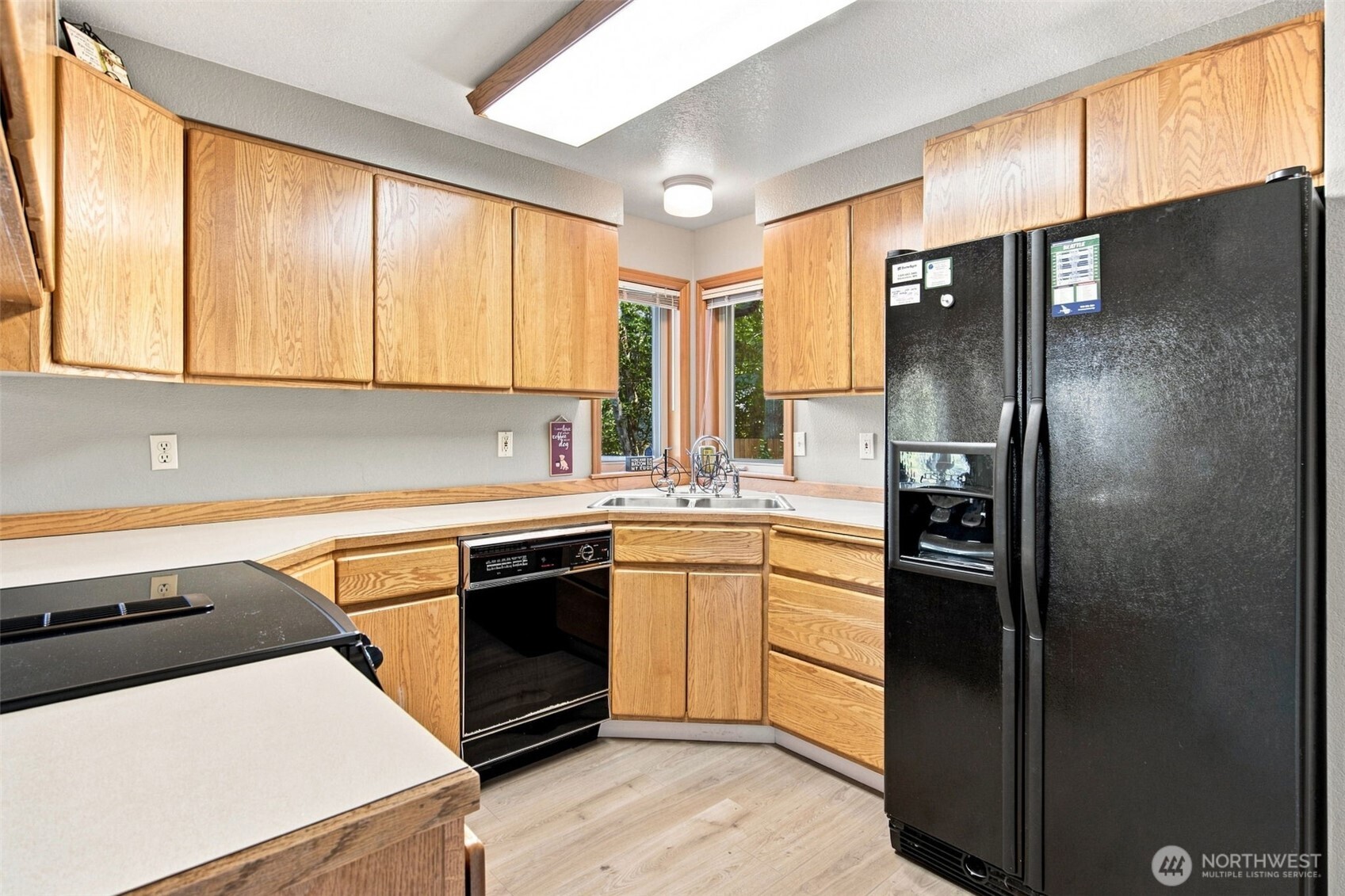 240 E Channel Drive Property Photo 19