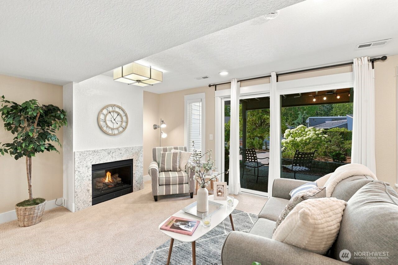 15000 Village Green Drive 2 Property Photo 23