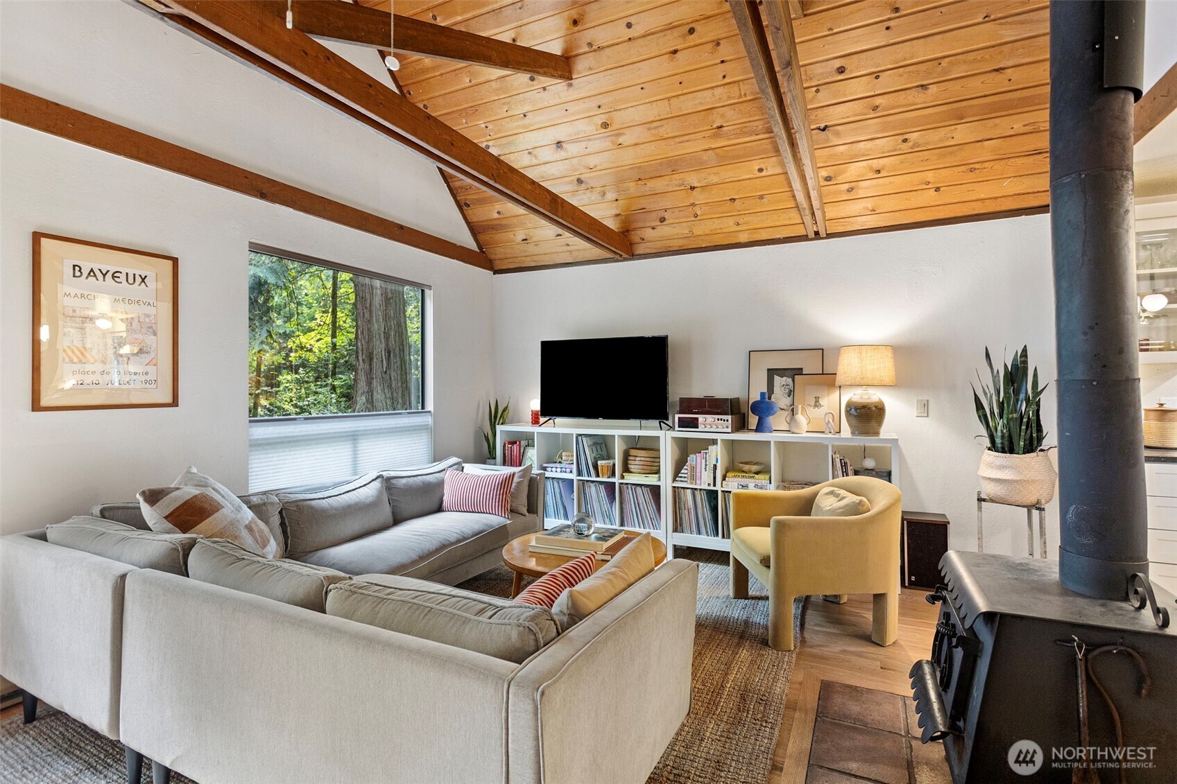 15850 Sandy Hook Road Property Photo 3