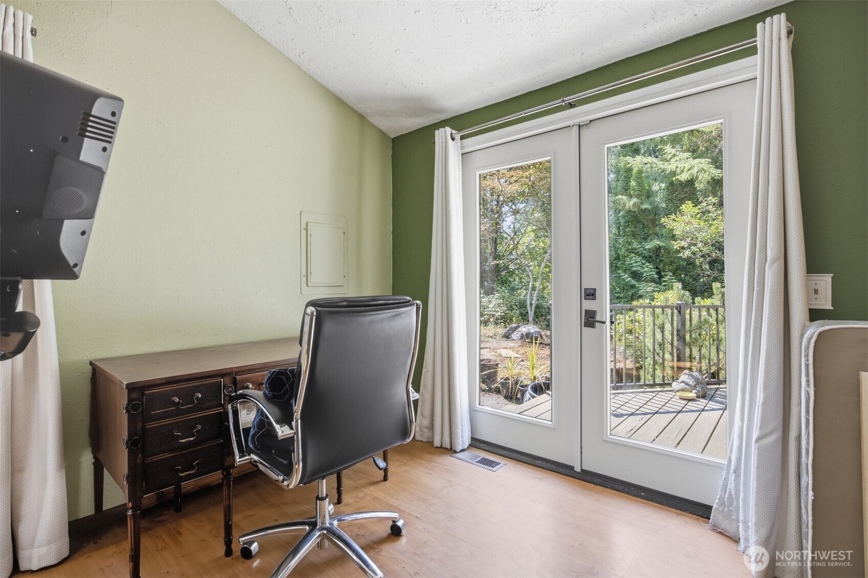 2816 26th Street Property Photo 16
