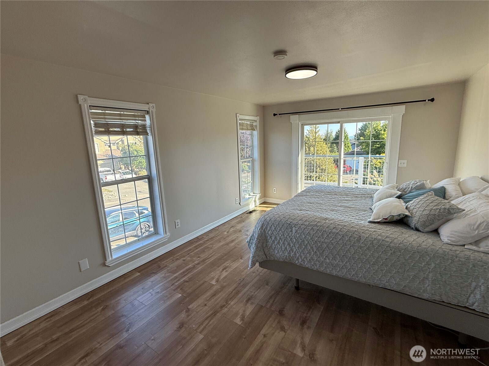 2557 Lakeridge Drive Property Photo 22