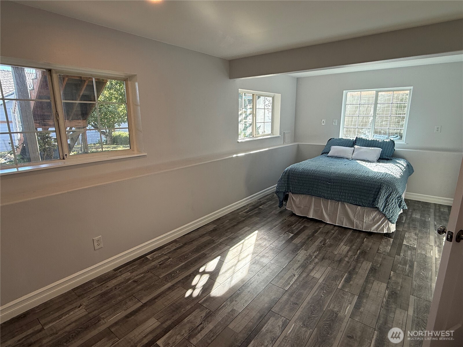 2557 Lakeridge Drive Property Photo 27
