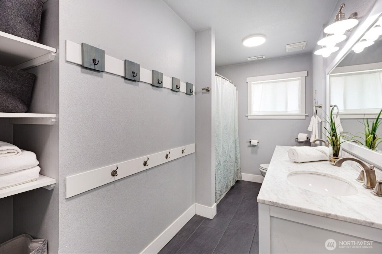 6116 Vista Drive Property Photo 13