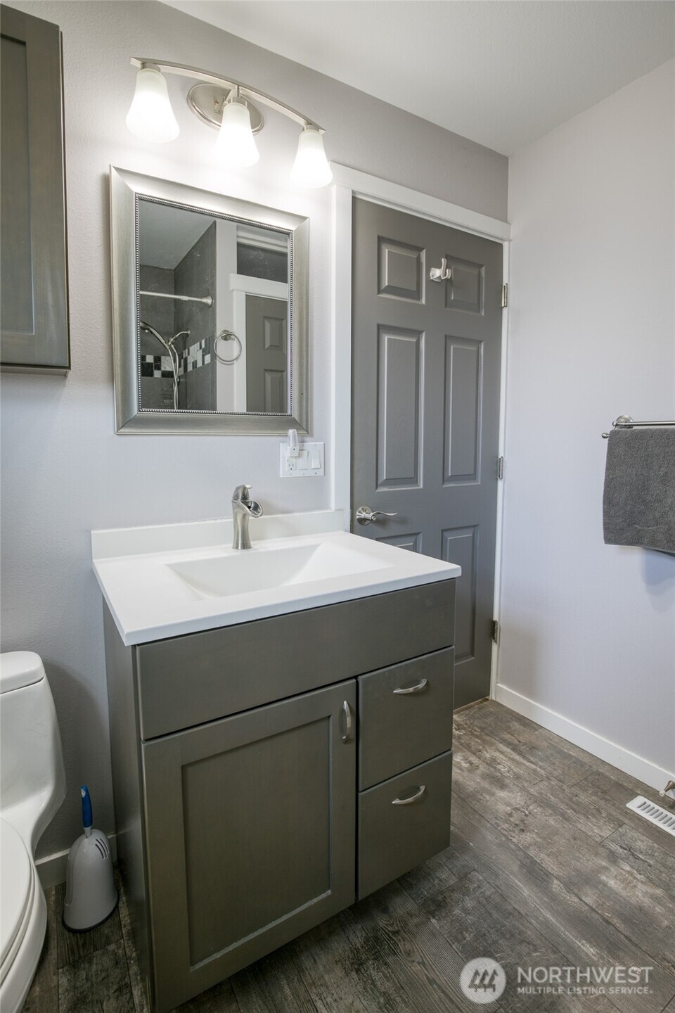 218 B Street Property Photo 30