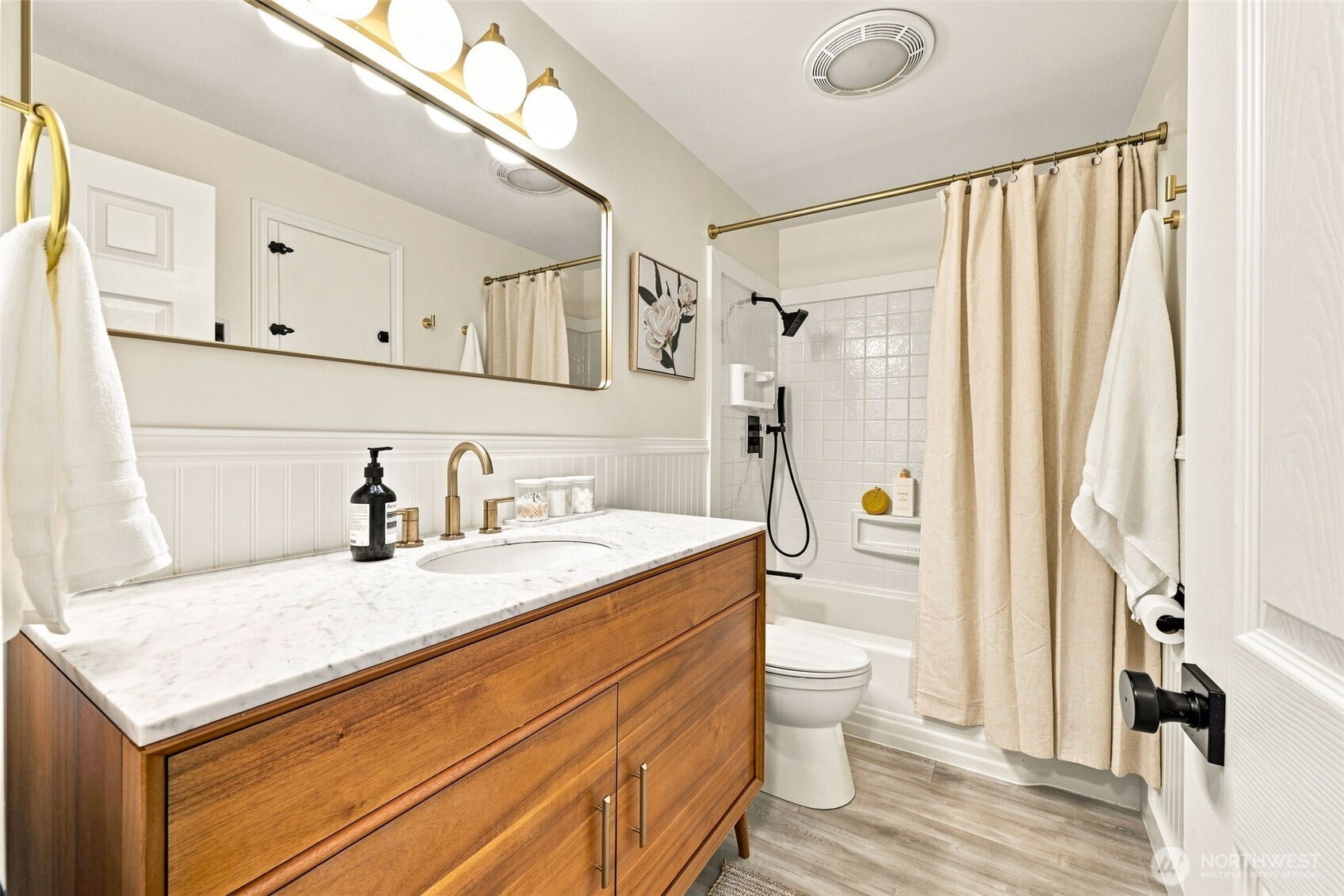 7742 30th Avenue Property Photo 17