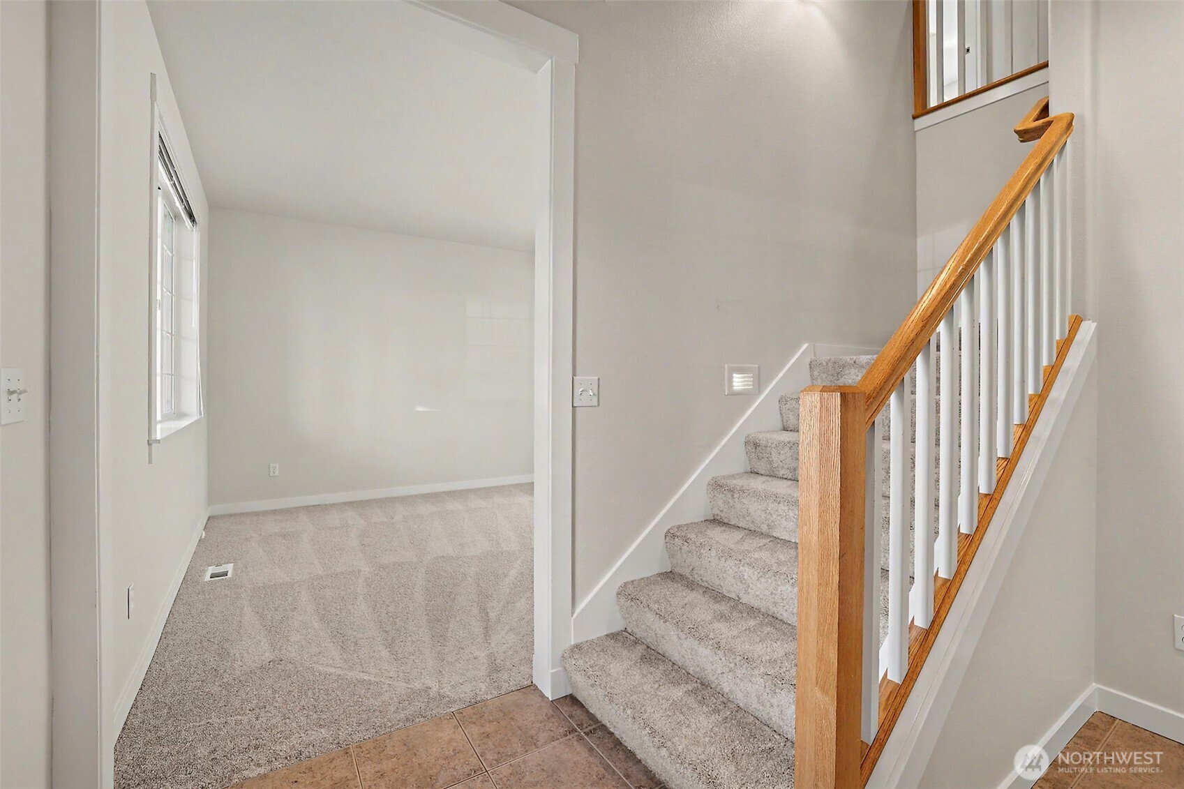2021 Ne 25th Place Property Photo 3