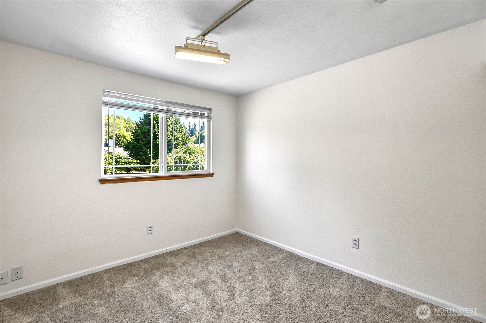 1520 51st Place Property Photo 16