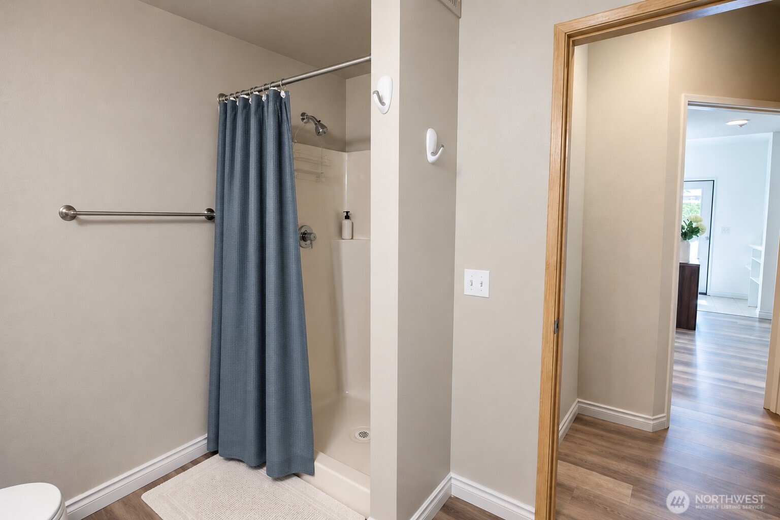 4714 Mill Pond Drive 401 Property Photo 10