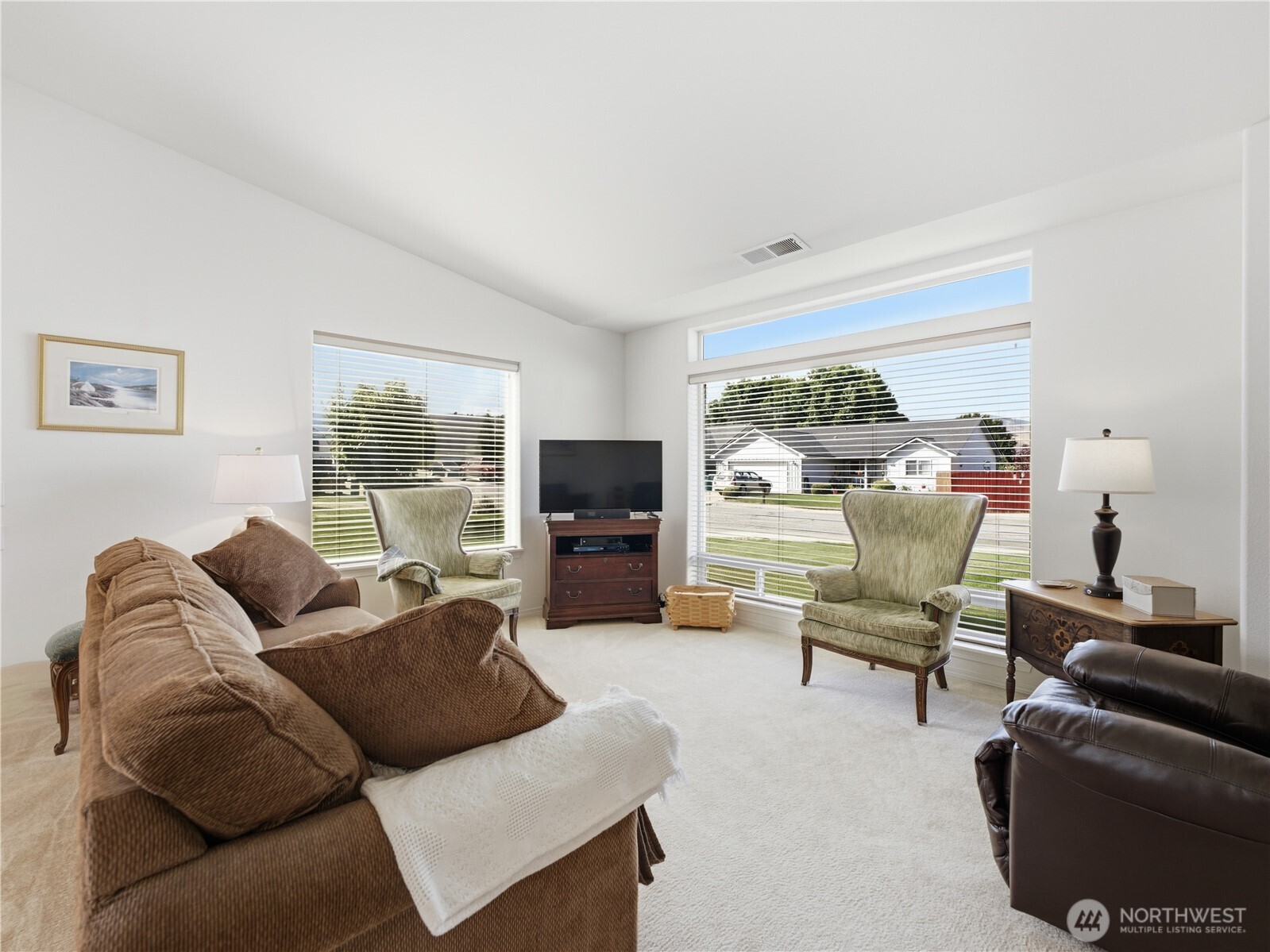 321 S Mary Avenue Property Photo 3