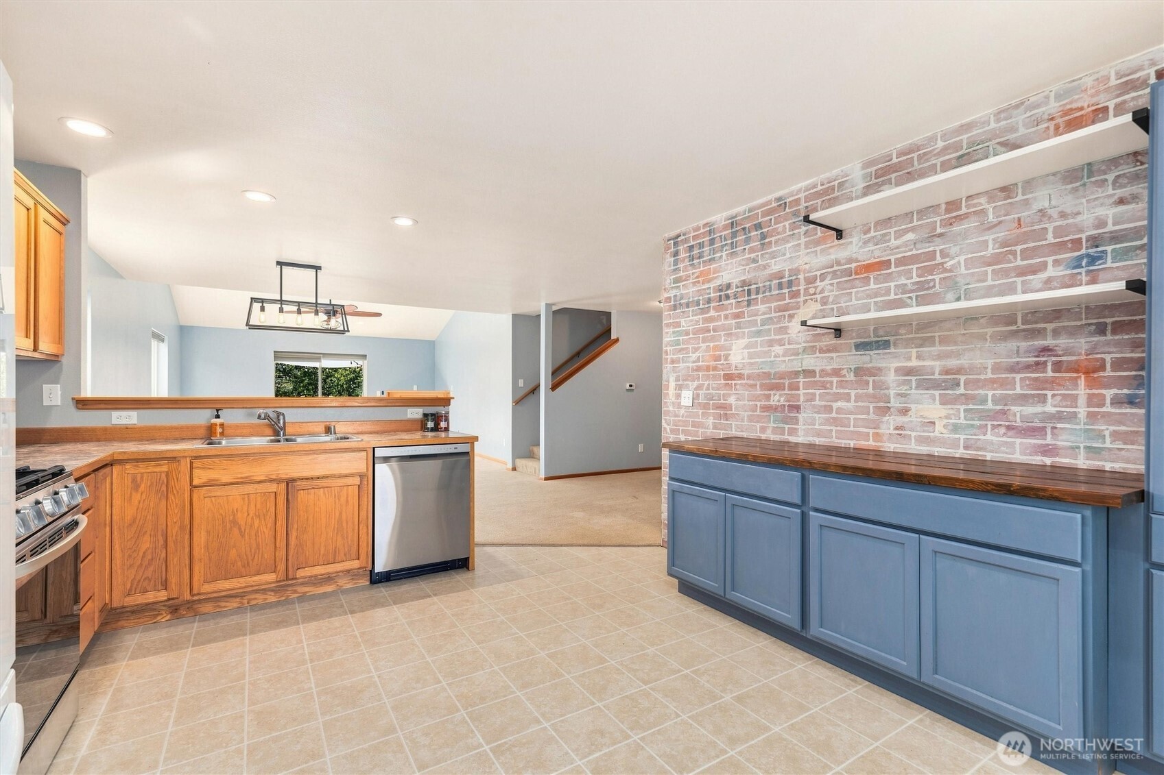 1068 Homestead Drive Property Photo 8