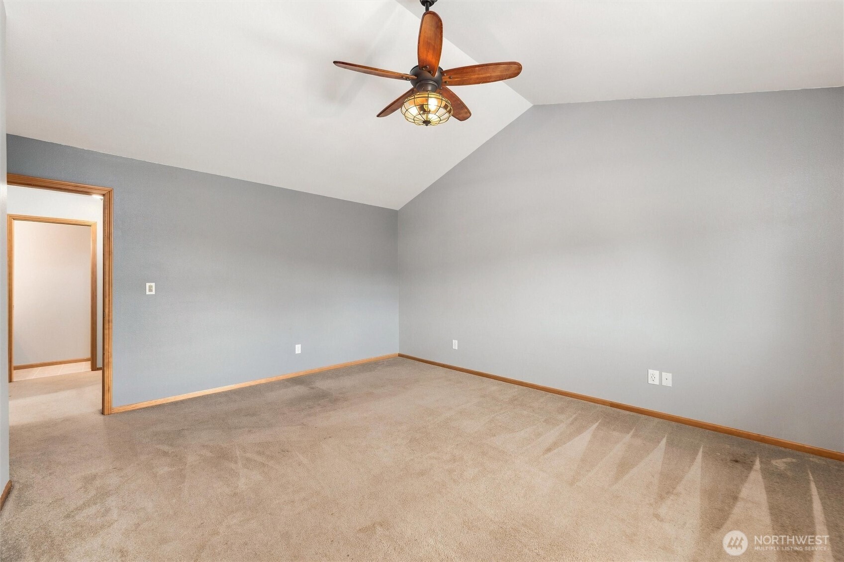 1068 Homestead Drive Property Photo 11