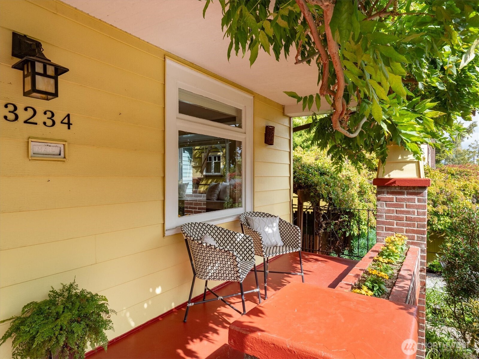 3234 Nw 69th Street Property Photo 4