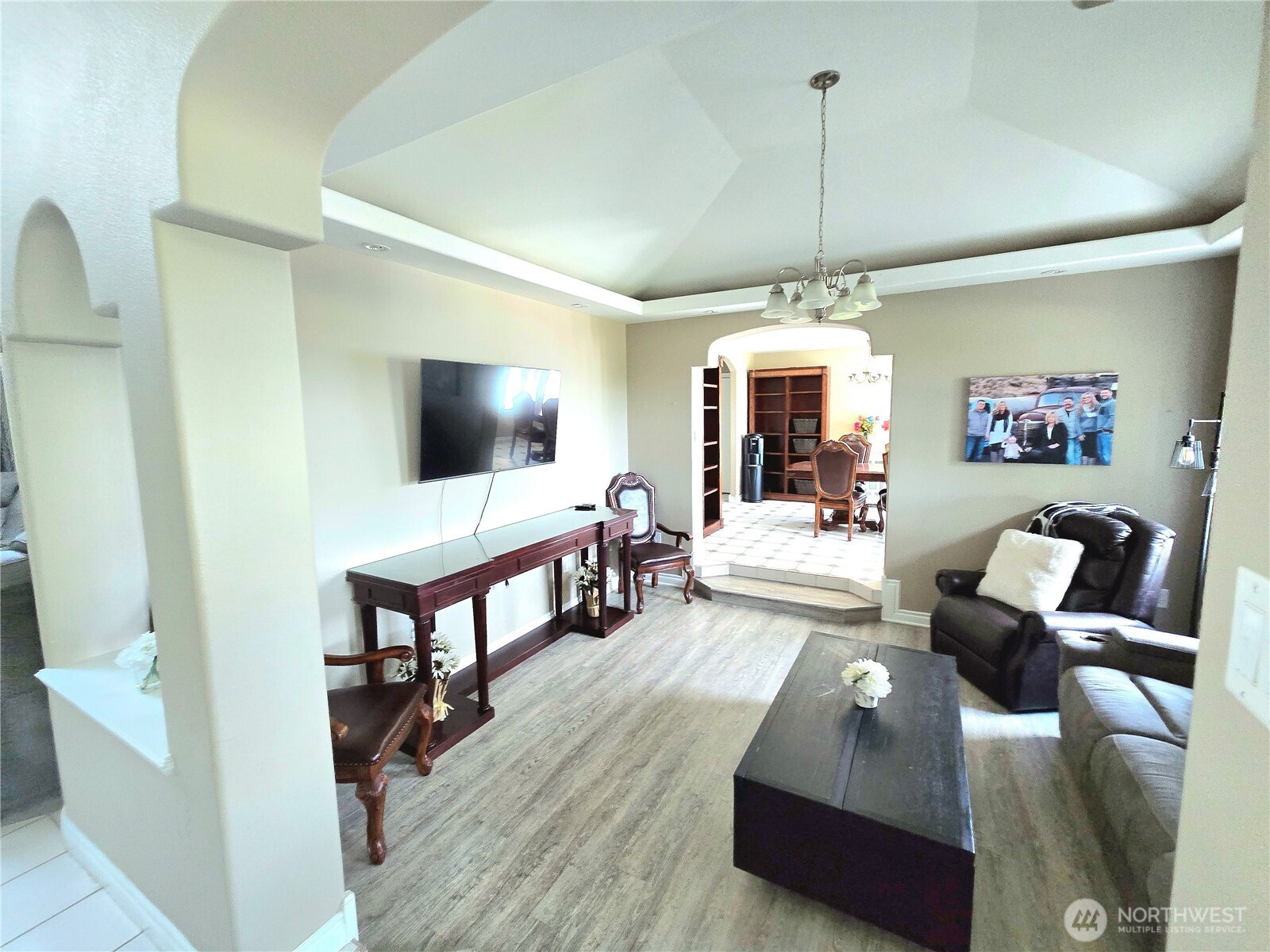 327 Lancaster Road Property Photo 5