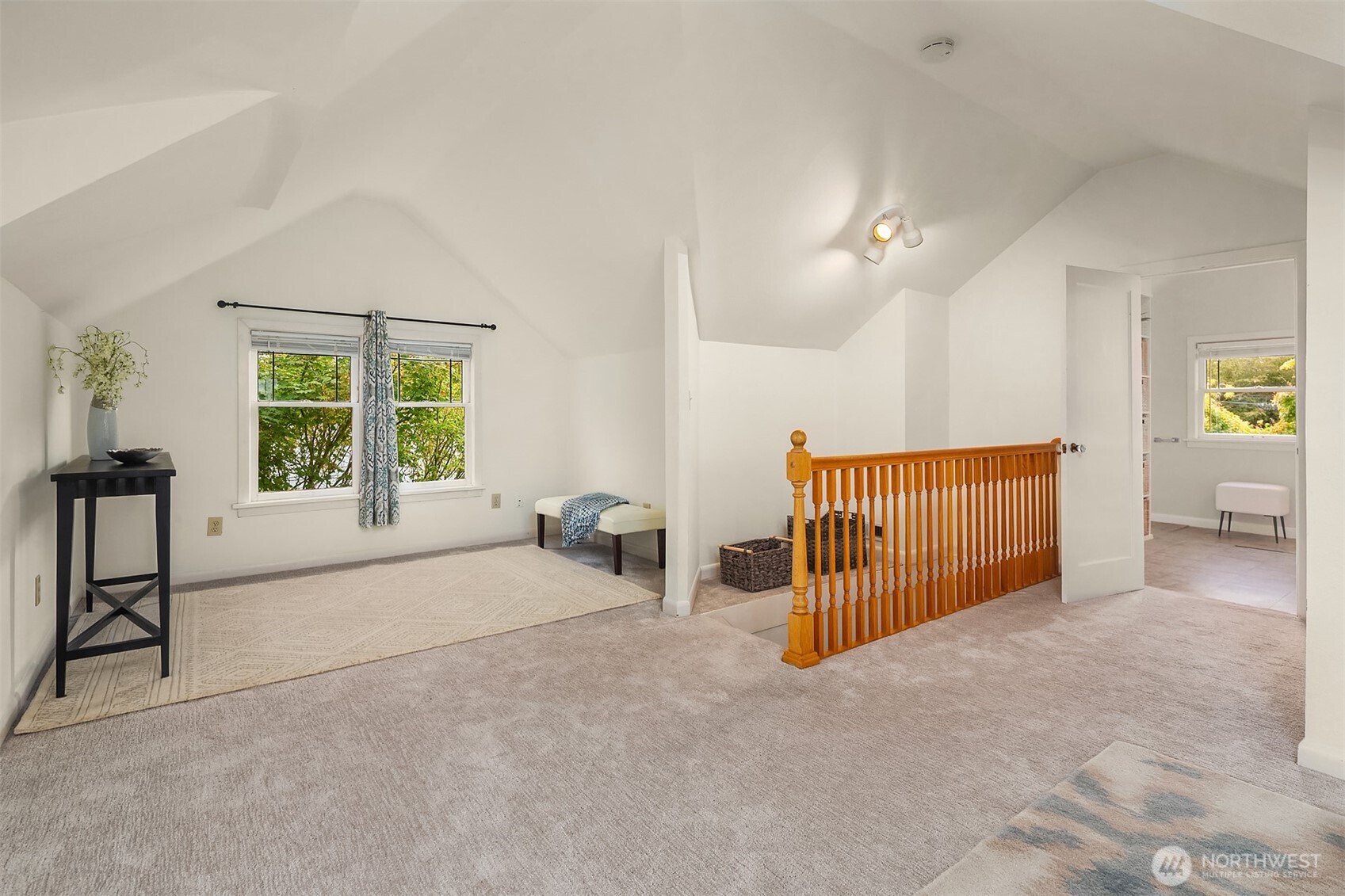 2609 Queen Anne Avenue Property Photo 19