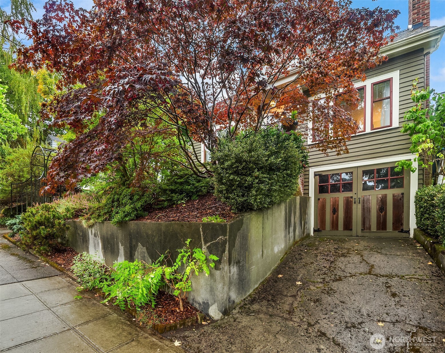2609 Queen Anne Avenue Property Photo 27