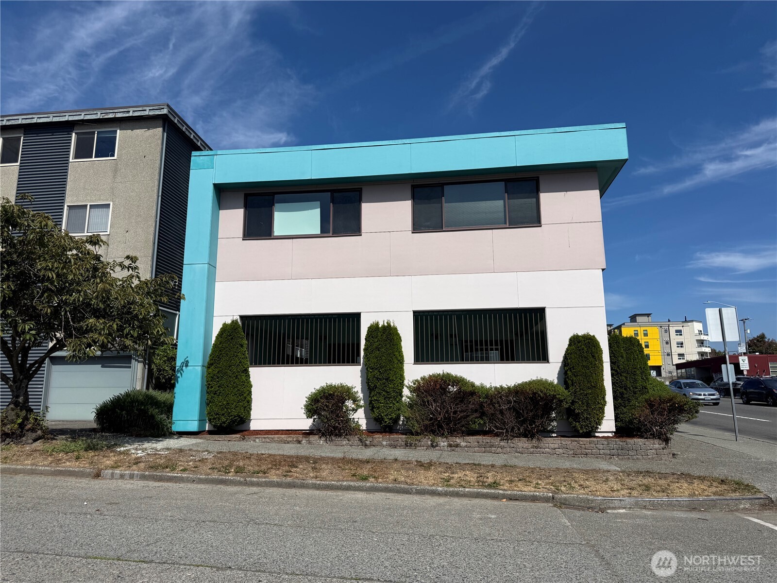 4201 Aurora Avenue Property Photo 16