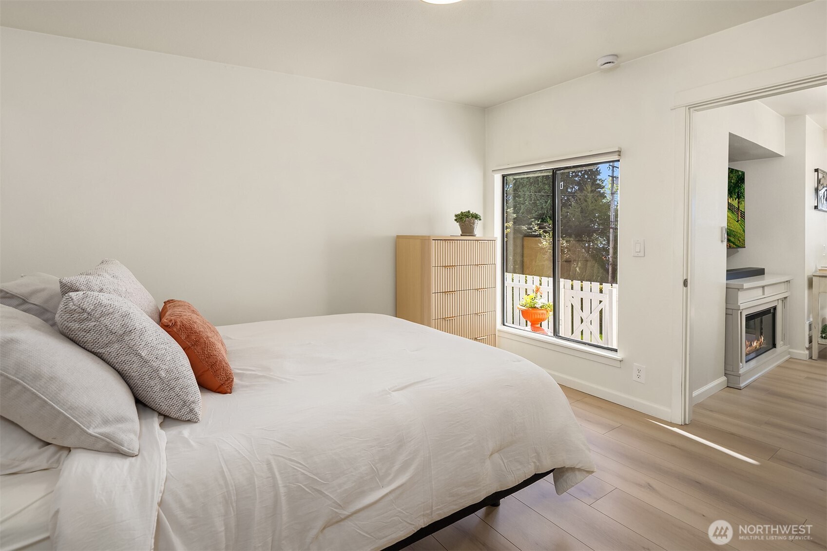 10601 Vernon Road Property Photo 11