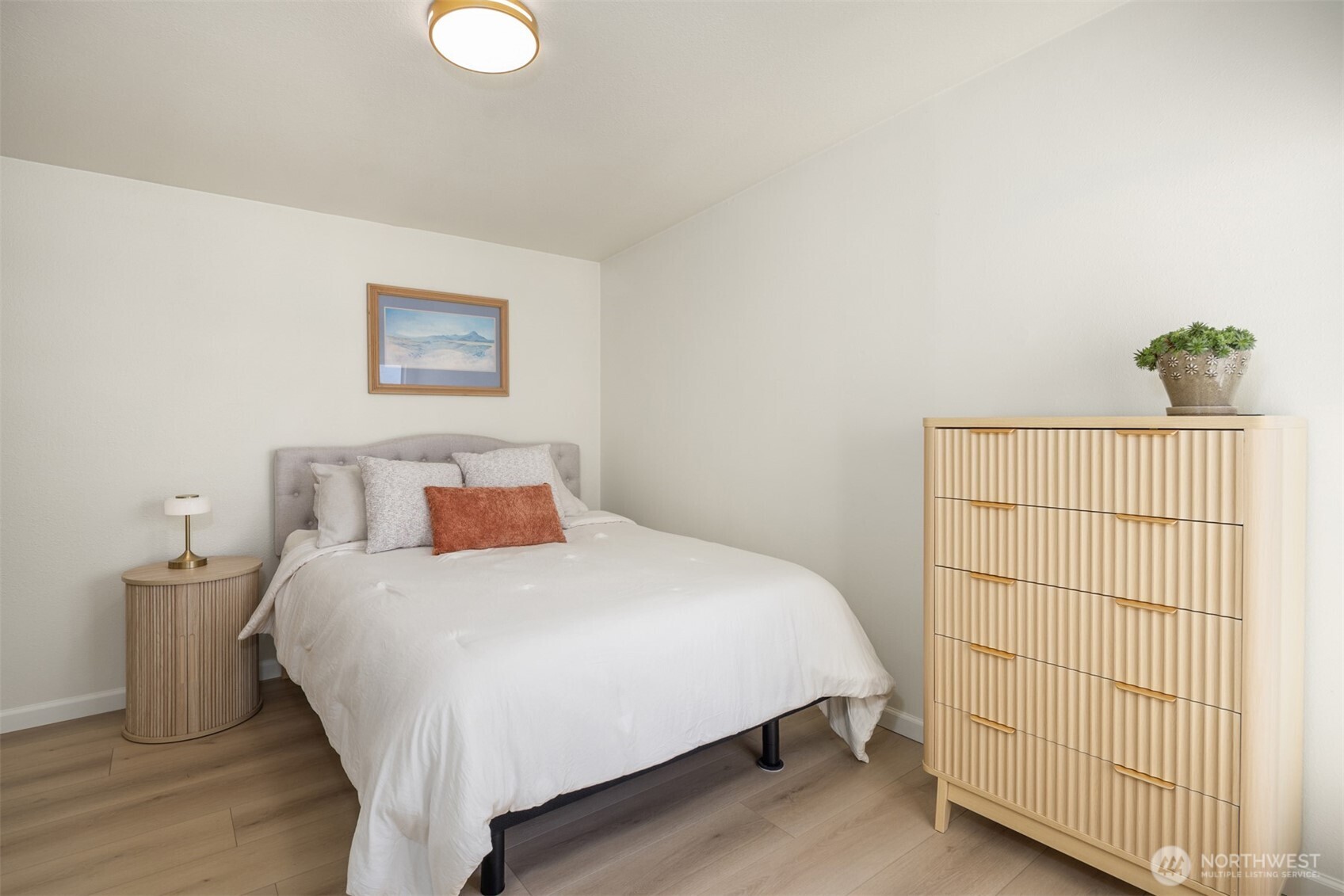 10601 Vernon Road Property Photo 12