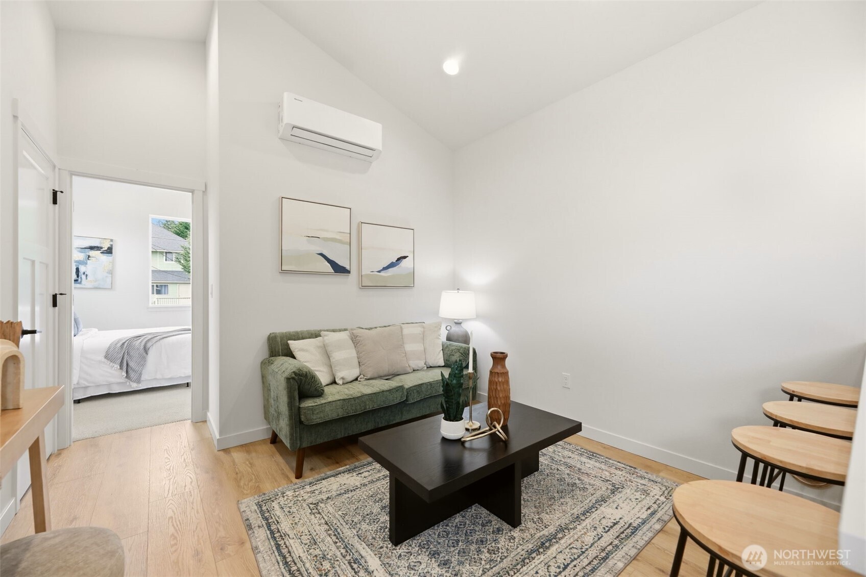 2018 Oakes Avenue C Property Photo 3