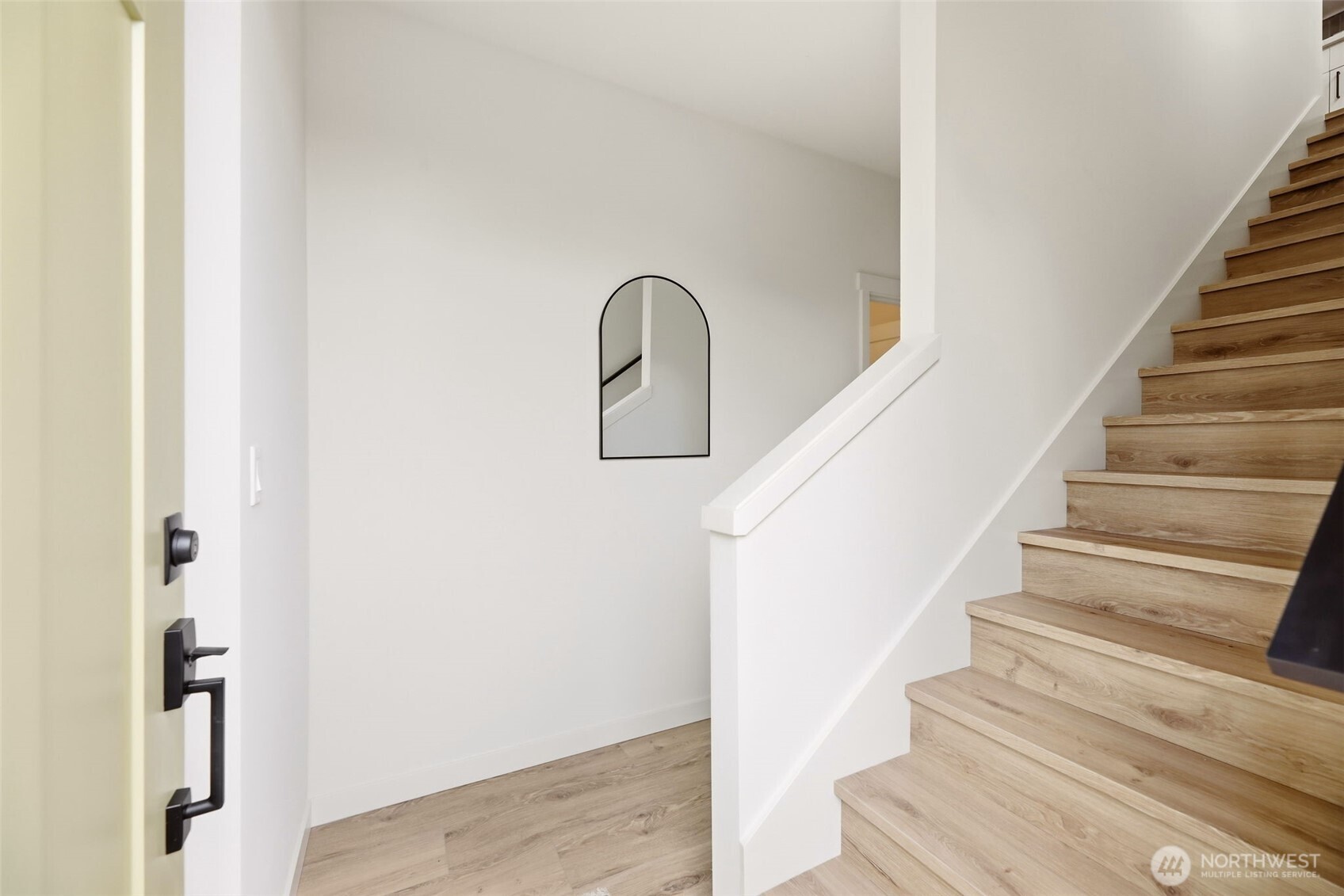 2018 Oakes Avenue C Property Photo 14