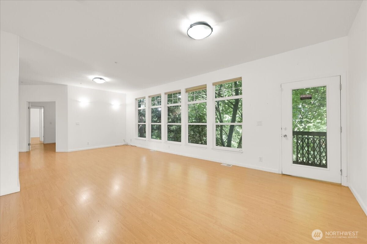11516 85th Avenue Property Photo 5