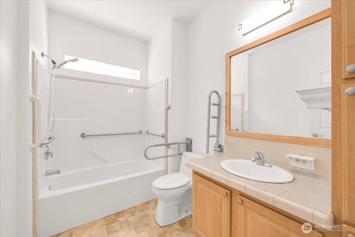 11516 85th Avenue Property Photo 19