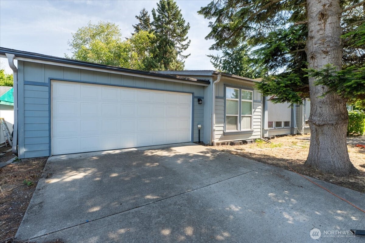 11516 85th Avenue Property Photo 27