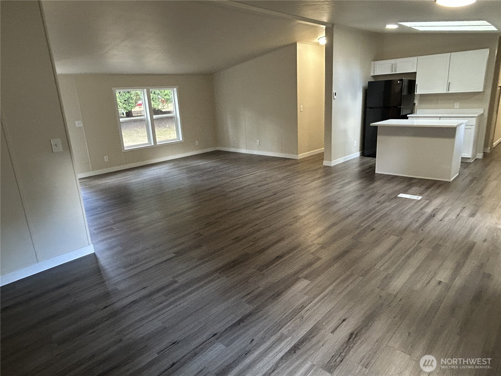 8331 Daphne Court Property Photo 9