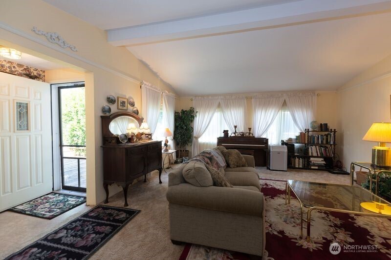 1650 Douglas Road 24 Property Photo 22