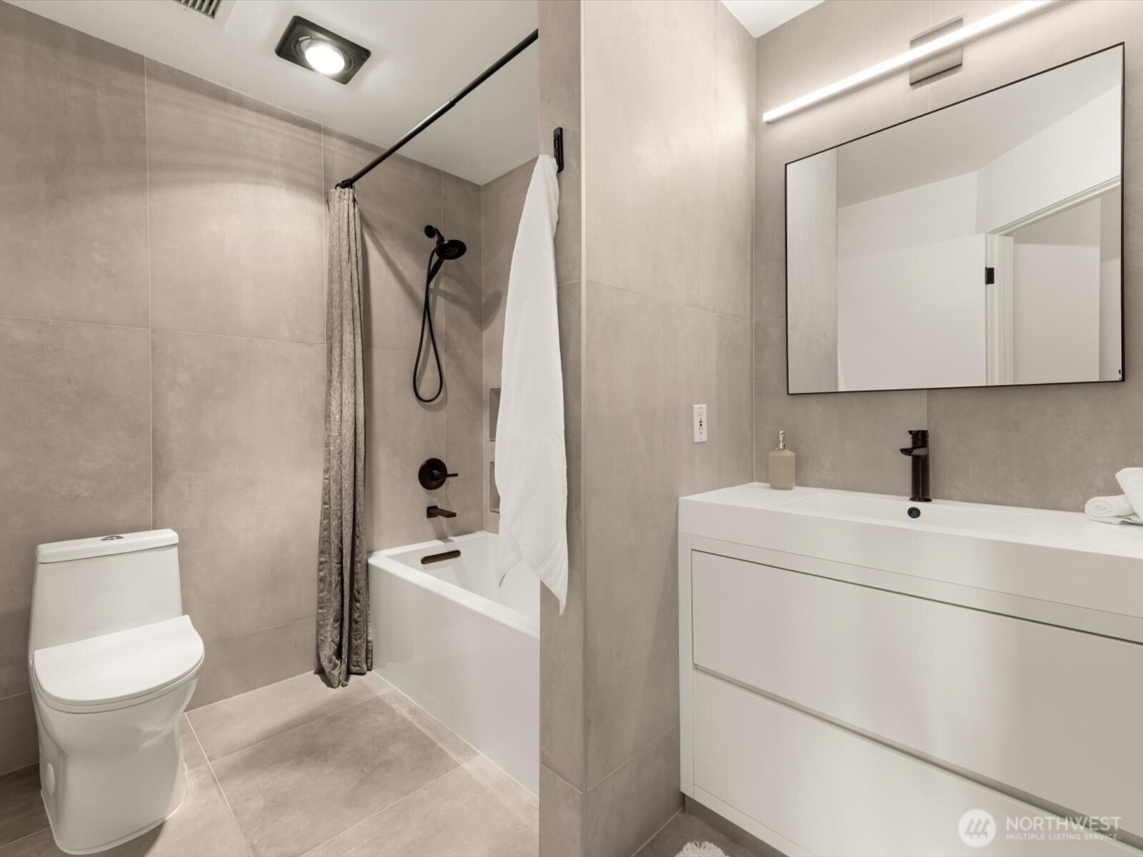 1101 A Street 701 Property Photo 25