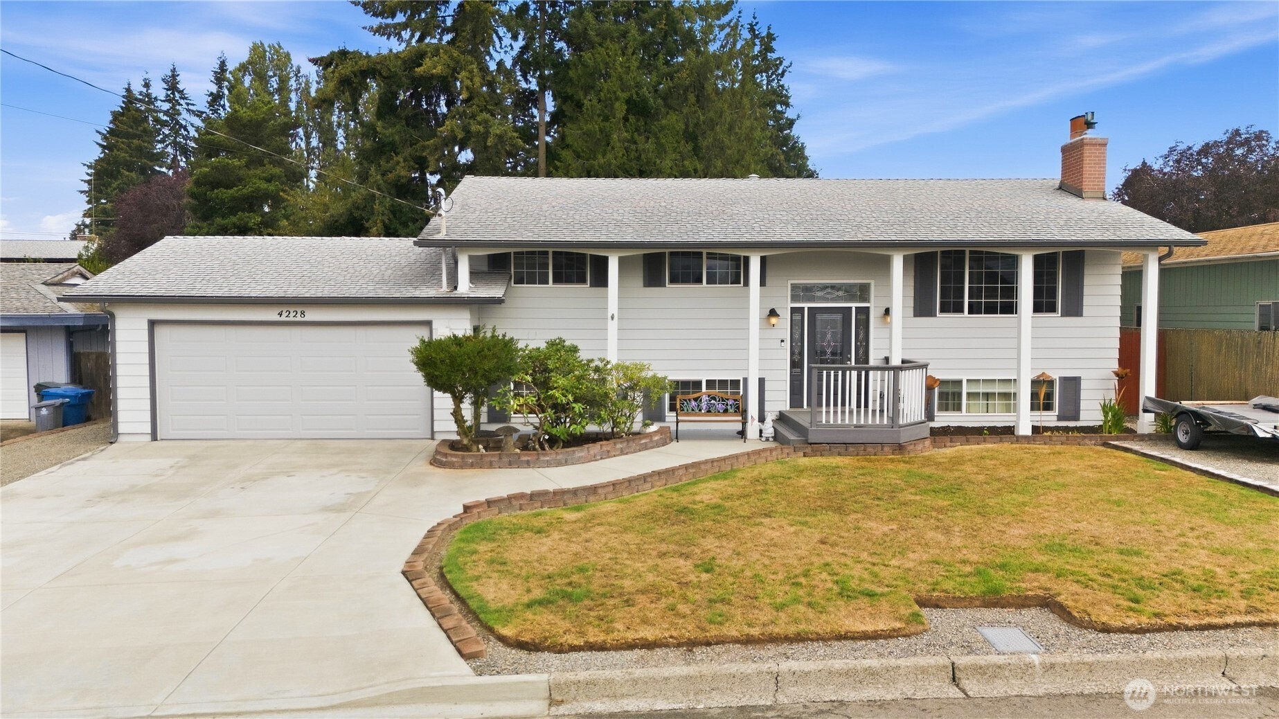 4228 S 250th Street Property Photo 1
