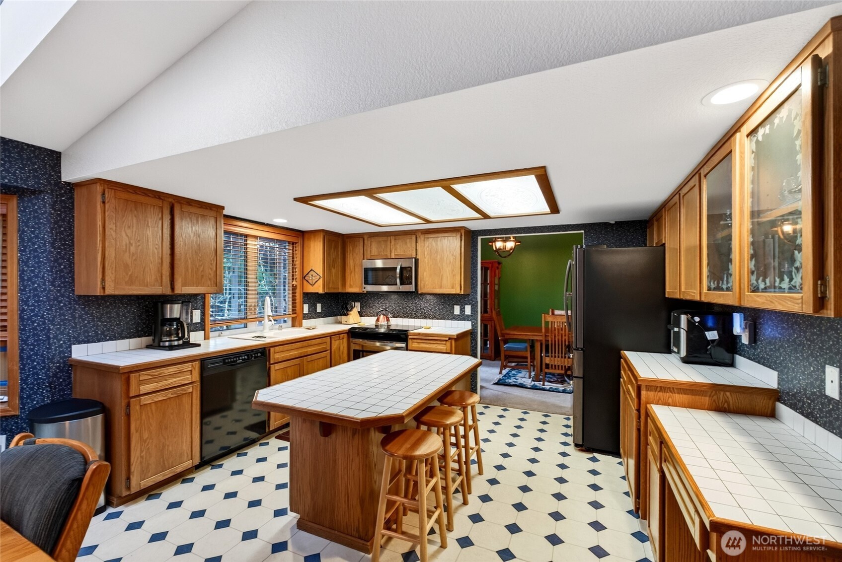 6412 45th Street Property Photo 11