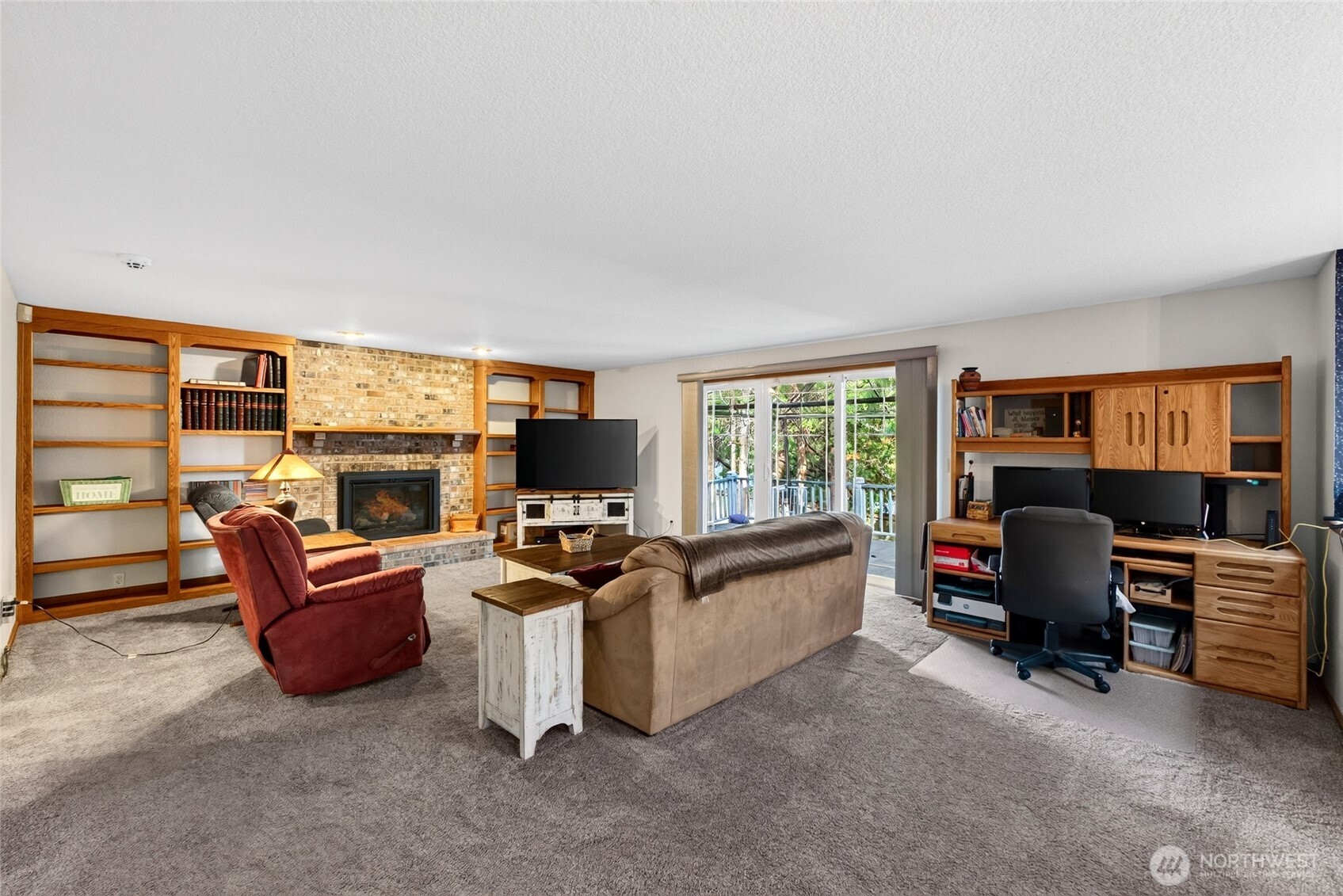 6412 45th Street Property Photo 13