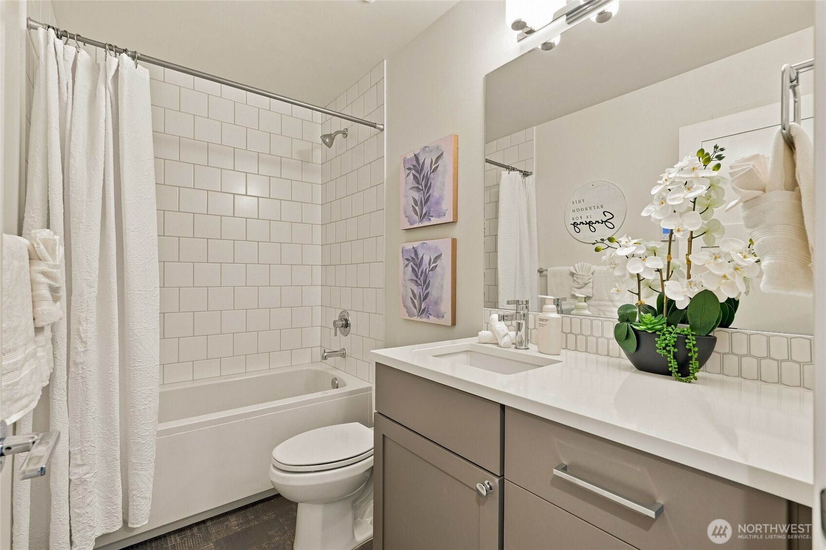18504 Wallingford Avenue Property Photo 27