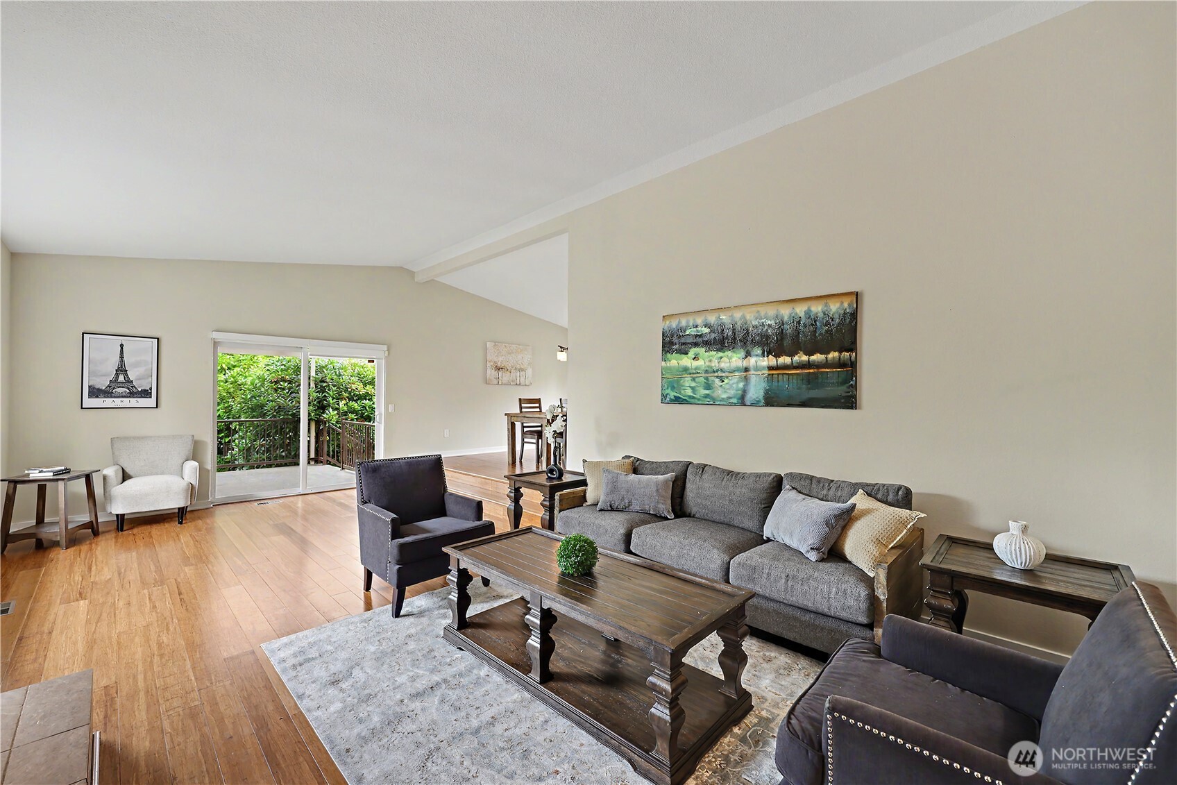 1216 88th Place Property Photo 5