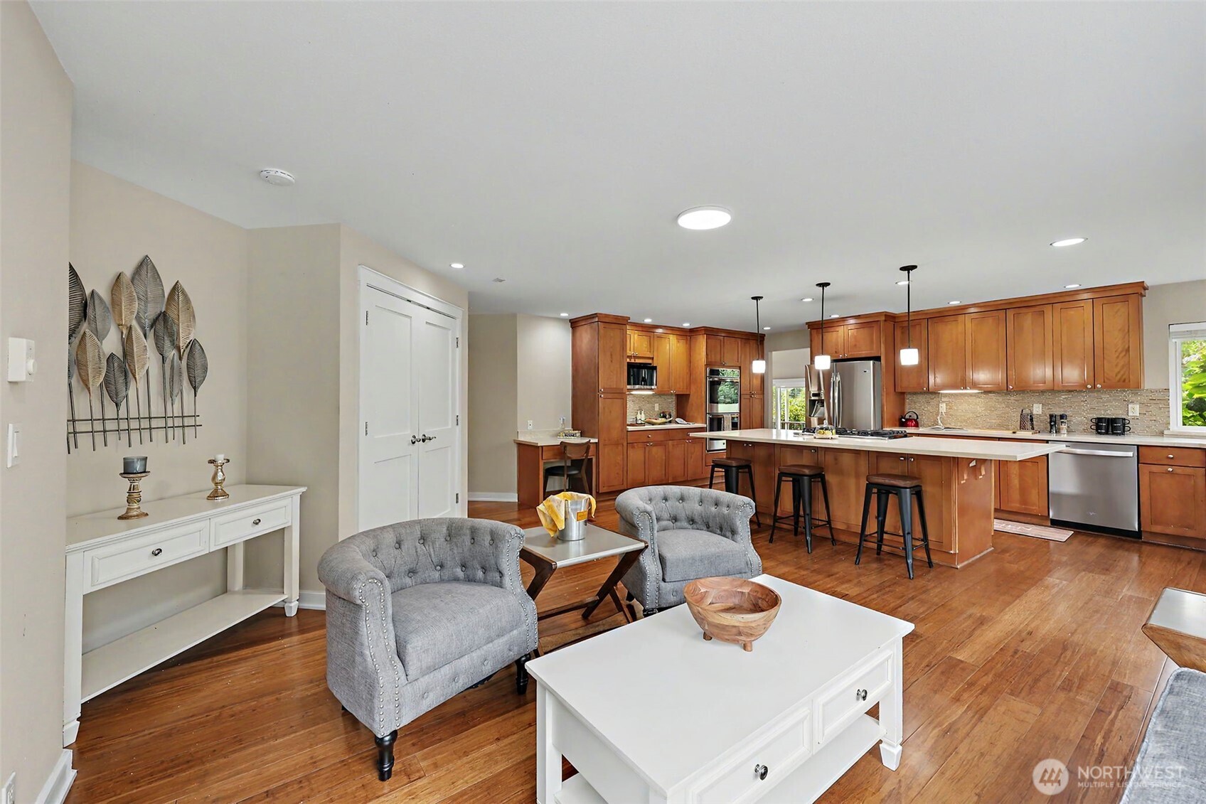 1216 88th Place Property Photo 12