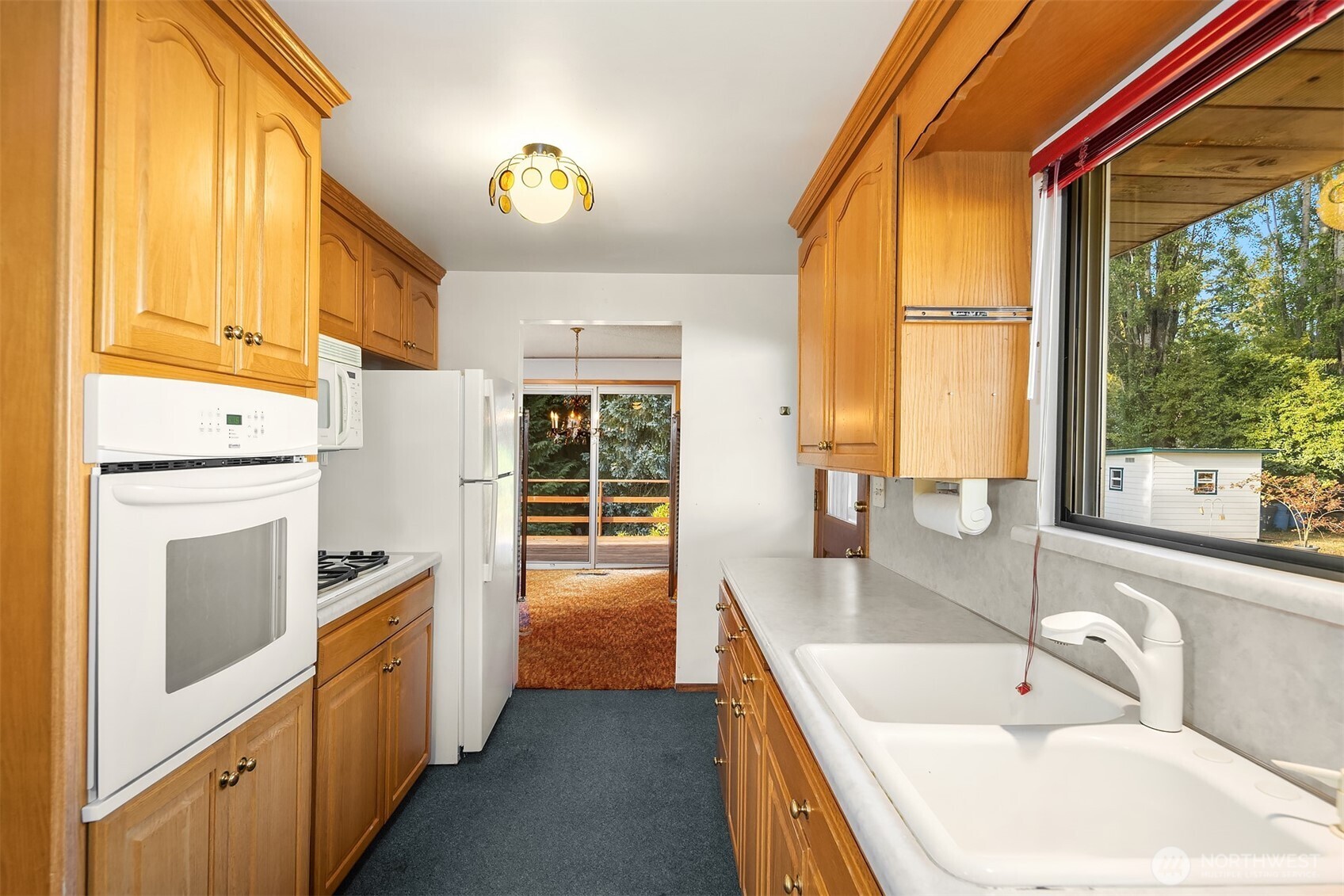 8619 Maple Lane Property Photo 10
