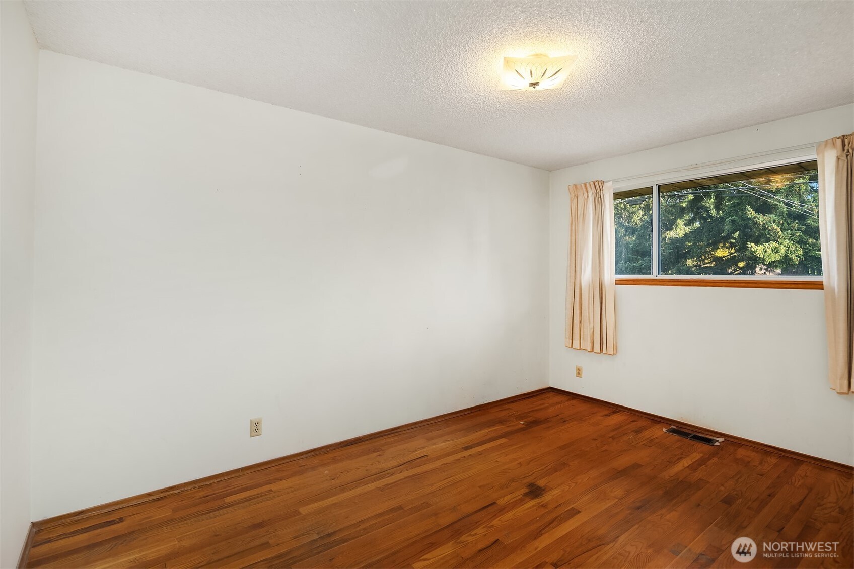 8619 Maple Lane Property Photo 16