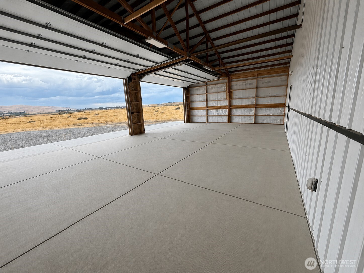 75103 N 120 Park Property Photo 1