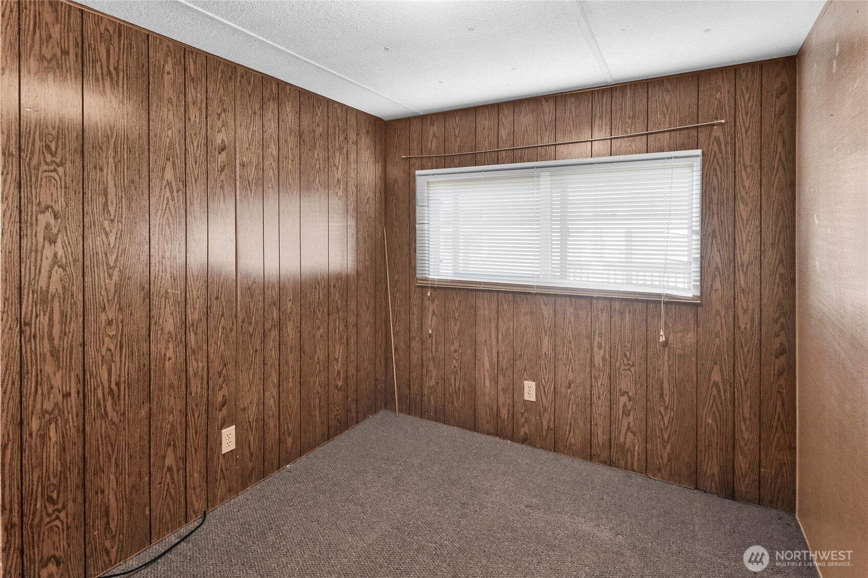 2400 Donovan Avenue 37 Property Photo 17